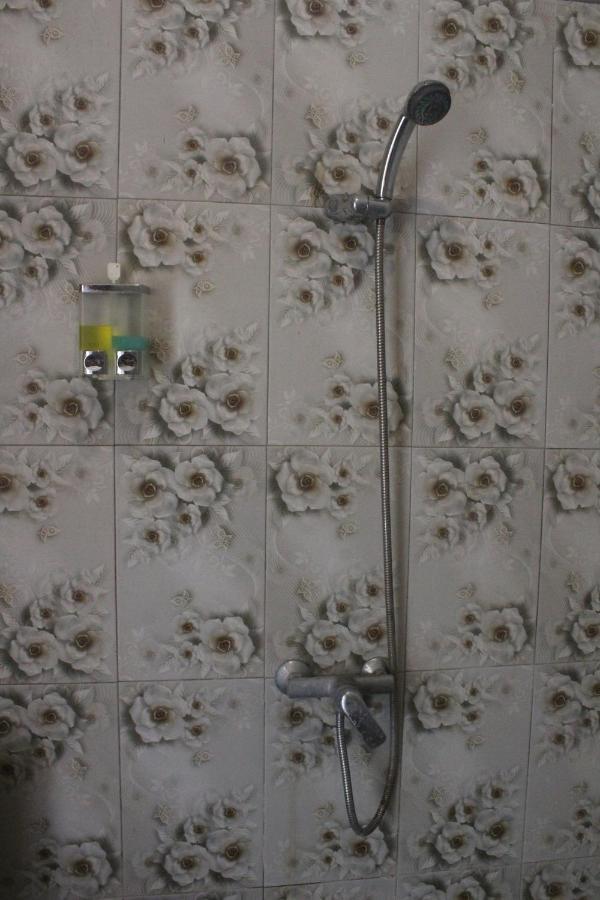 Wl Guesthouse Labuan Bajo Exterior foto