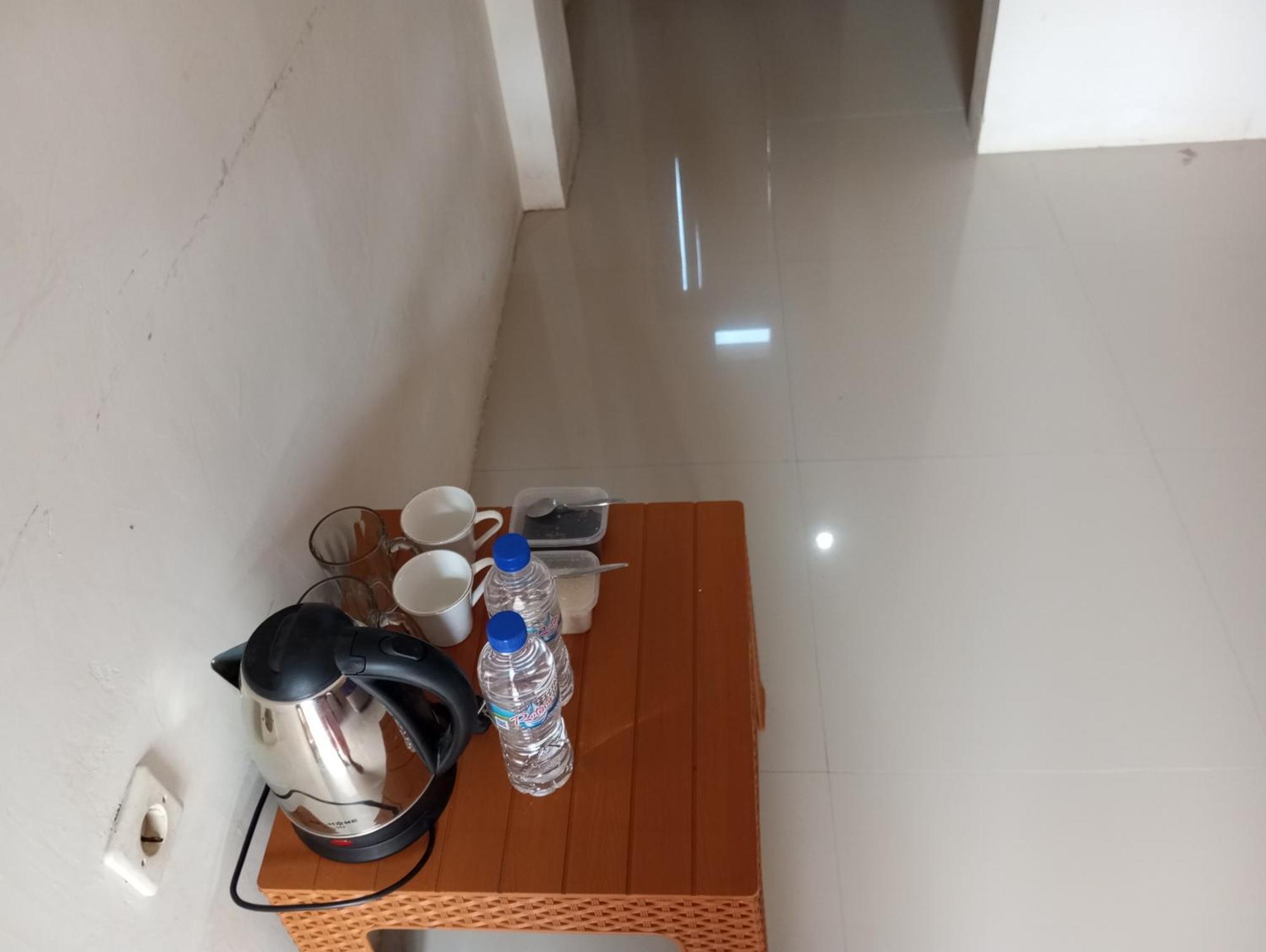 Wl Guesthouse Labuan Bajo Zimmer foto